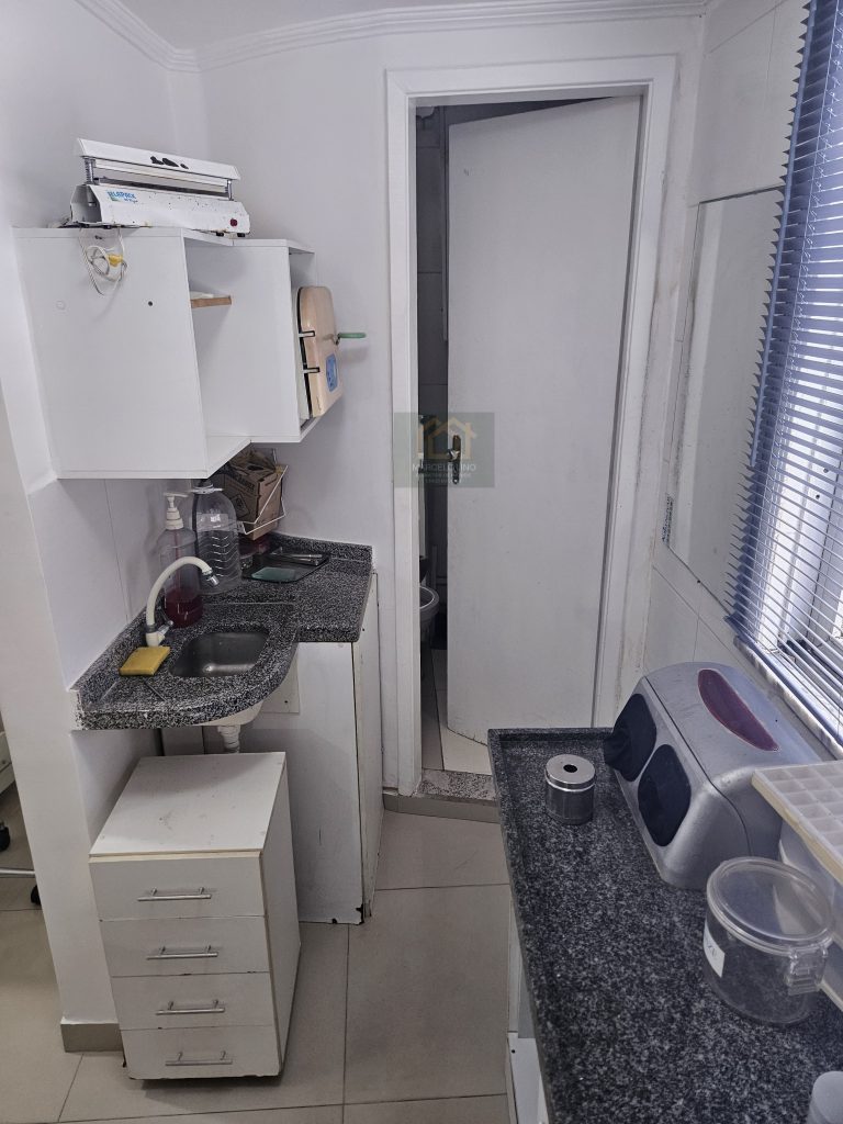CONSULTÓRIO ODONTOLÓGICO À VENDA (Itapuã) | Sala Montada | Equipada | Tudo Incluído no Preço | Pronto para Atendimento!
