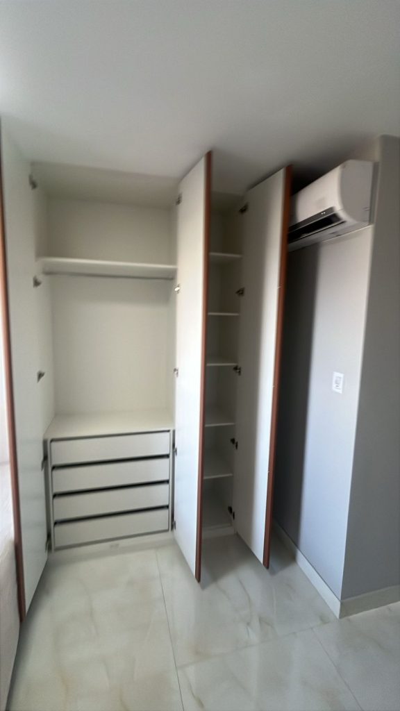 STUDIO MOBILIADO À VENDA | SMART PITUBA EXPRESS | IDEAL PARA MORAR OU INVESTIR | Perfeito para Airbnb | Na Pituba