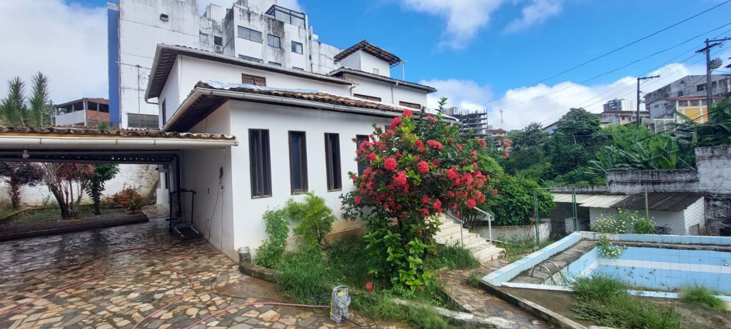 CASA À VENDA, COM 3 PAVIMENTOS | PARA MORADIA, CLÍNICA, ESCRITÓRIO, CRECHE, ETC… | OPORTUNIDADES INCRÍVEIS QUE ESSE IMÓVEL OFERECE! (Pernambués) CASA À VENDA, COM 3 PAVIMENTOS | PARA MORADIA, CLÍNICA, ESCRITÓRIO, CRECHE, ETC… | OPORTUNIDADES INCRÍVEIS QUE ESSE IMÓVEL OFERECE! (Pernambués)