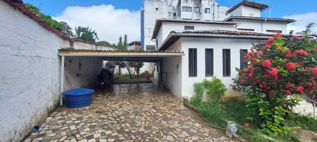 CASA À VENDA, COM 3 PAVIMENTOS | PARA MORADIA, CLÍNICA, ESCRITÓRIO, CRECHE, ETC… | OPORTUNIDADES INCRÍVEIS QUE ESSE IMÓVEL OFERECE! (Pernambués) CASA À VENDA, COM 3 PAVIMENTOS | PARA MORADIA, CLÍNICA, ESCRITÓRIO, CRECHE, ETC… | OPORTUNIDADES INCRÍVEIS QUE ESSE IMÓVEL OFERECE! (Pernambués)