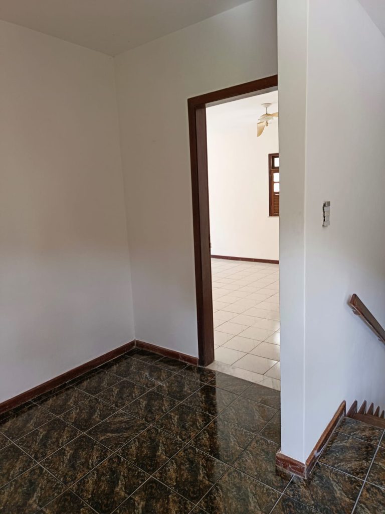 CASA À VENDA, COM 3 PAVIMENTOS | PARA MORADIA, CLÍNICA, ESCRITÓRIO, CRECHE, ETC… | OPORTUNIDADES INCRÍVEIS QUE ESSE IMÓVEL OFERECE! (Pernambués) CASA À VENDA, COM 3 PAVIMENTOS | PARA MORADIA, CLÍNICA, ESCRITÓRIO, CRECHE, ETC… | OPORTUNIDADES INCRÍVEIS QUE ESSE IMÓVEL OFERECE! (Pernambués)