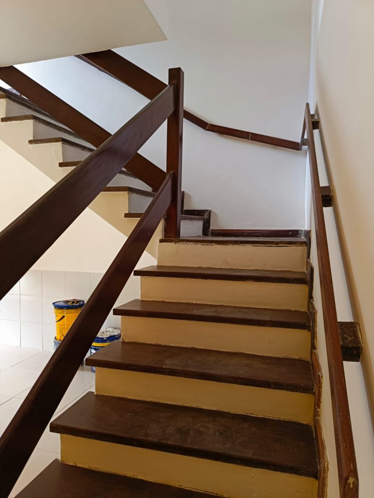CASA À VENDA, COM 3 PAVIMENTOS | PARA MORADIA, CLÍNICA, ESCRITÓRIO, CRECHE, ETC… | OPORTUNIDADES INCRÍVEIS QUE ESSE IMÓVEL OFERECE! (Pernambués) CASA À VENDA, COM 3 PAVIMENTOS | PARA MORADIA, CLÍNICA, ESCRITÓRIO, CRECHE, ETC… | OPORTUNIDADES INCRÍVEIS QUE ESSE IMÓVEL OFERECE! (Pernambués)