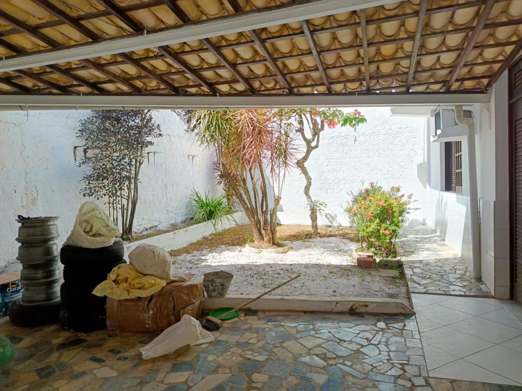 CASA À VENDA, COM 3 PAVIMENTOS | PARA MORADIA, CLÍNICA, ESCRITÓRIO, CRECHE, ETC… | OPORTUNIDADES INCRÍVEIS QUE ESSE IMÓVEL OFERECE! (Pernambués) CASA À VENDA, COM 3 PAVIMENTOS | PARA MORADIA, CLÍNICA, ESCRITÓRIO, CRECHE, ETC… | OPORTUNIDADES INCRÍVEIS QUE ESSE IMÓVEL OFERECE! (Pernambués)