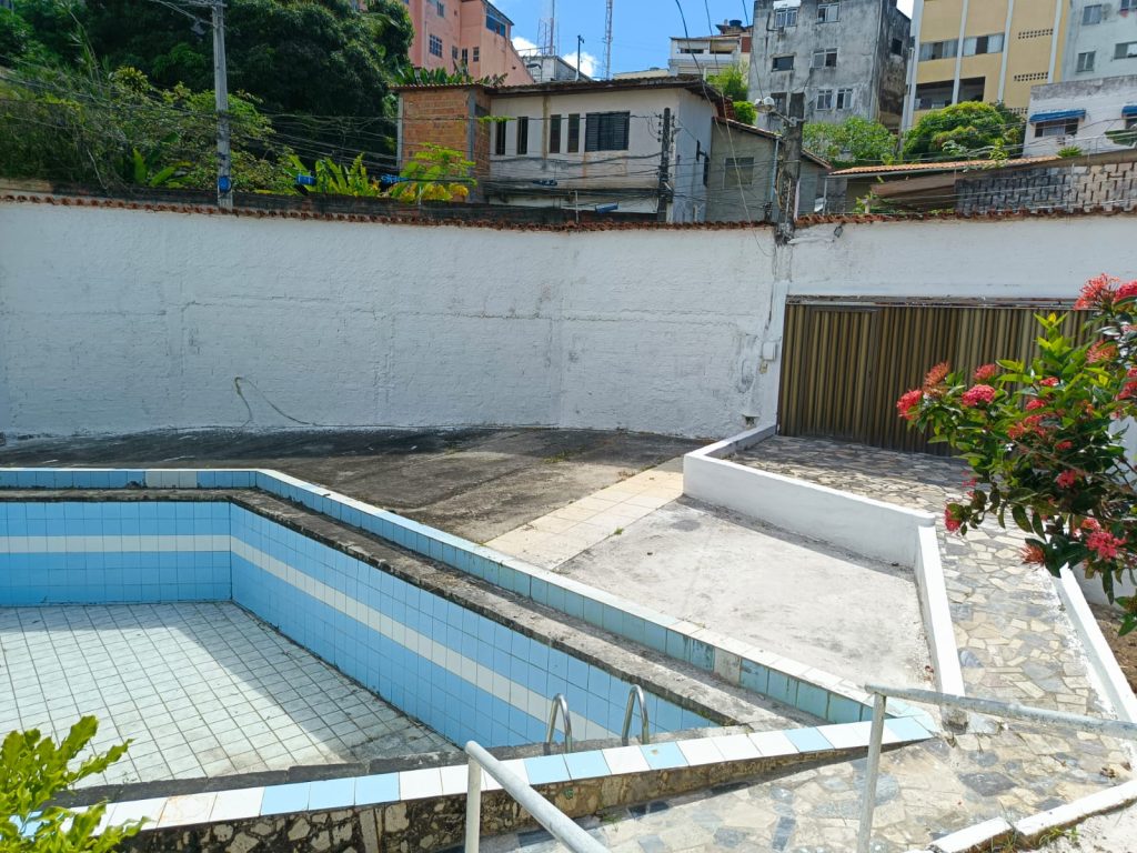 CASA À VENDA, COM 3 PAVIMENTOS | PARA MORADIA, CLÍNICA, ESCRITÓRIO, CRECHE, ETC… | OPORTUNIDADES INCRÍVEIS QUE ESSE IMÓVEL OFERECE! (Pernambués) CASA À VENDA, COM 3 PAVIMENTOS | PARA MORADIA, CLÍNICA, ESCRITÓRIO, CRECHE, ETC… | OPORTUNIDADES INCRÍVEIS QUE ESSE IMÓVEL OFERECE! (Pernambués)