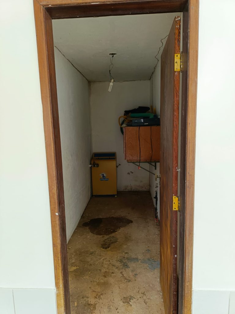 CASA À VENDA, COM 3 PAVIMENTOS | PARA MORADIA, CLÍNICA, ESCRITÓRIO, CRECHE, ETC… | OPORTUNIDADES INCRÍVEIS QUE ESSE IMÓVEL OFERECE! (Pernambués) CASA À VENDA, COM 3 PAVIMENTOS | PARA MORADIA, CLÍNICA, ESCRITÓRIO, CRECHE, ETC… | OPORTUNIDADES INCRÍVEIS QUE ESSE IMÓVEL OFERECE! (Pernambués)