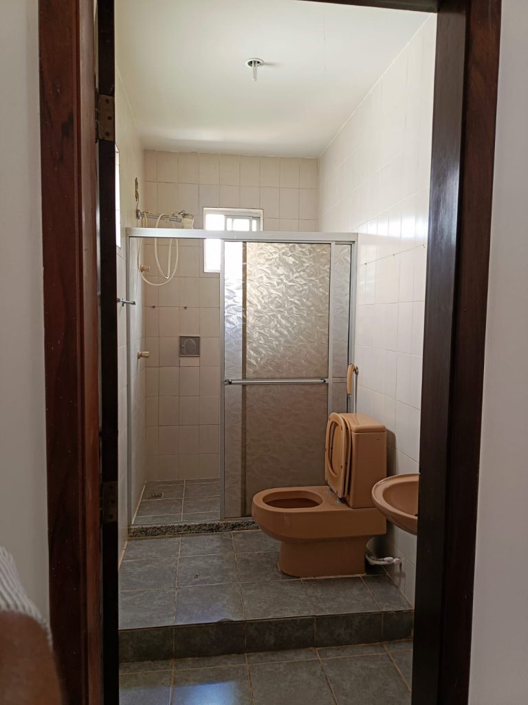 CASA À VENDA, COM 3 PAVIMENTOS | PARA MORADIA, CLÍNICA, ESCRITÓRIO, CRECHE, ETC… | OPORTUNIDADES INCRÍVEIS QUE ESSE IMÓVEL OFERECE! (Pernambués) CASA À VENDA, COM 3 PAVIMENTOS | PARA MORADIA, CLÍNICA, ESCRITÓRIO, CRECHE, ETC… | OPORTUNIDADES INCRÍVEIS QUE ESSE IMÓVEL OFERECE! (Pernambués)