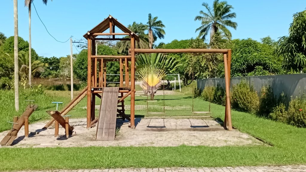 CONSTRUA NA PRAIA! TERRENO EXCLUSIVO | CONDOMÍNIO ENSEADA BARRA GRANDE (Barra Grande) – Vera Cruz de Itaparica