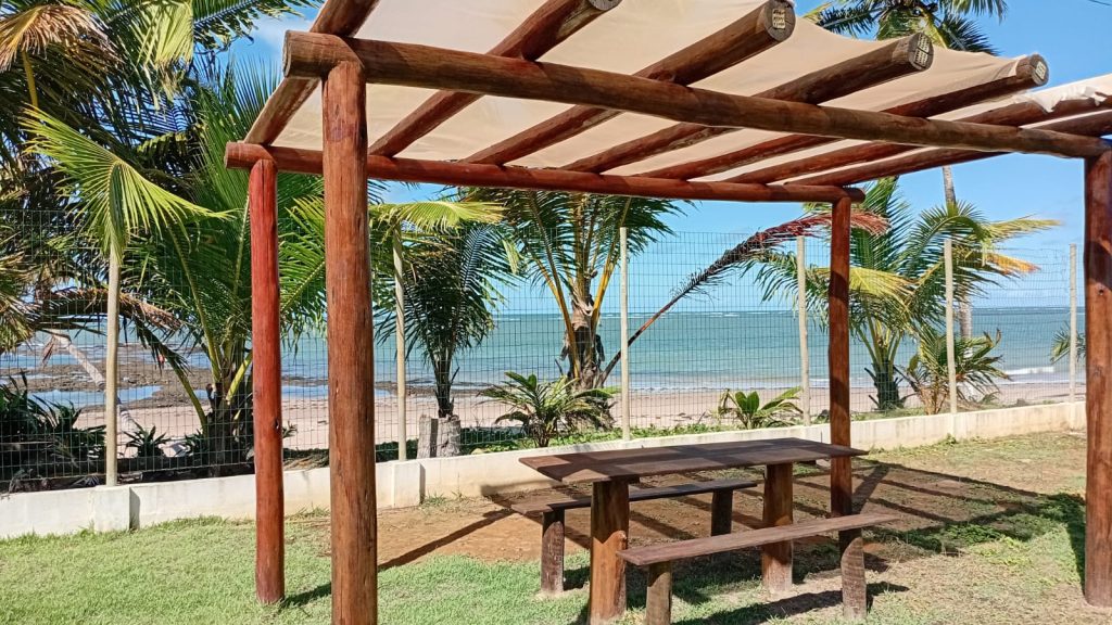 CONSTRUA NA PRAIA! TERRENO EXCLUSIVO | CONDOMÍNIO ENSEADA BARRA GRANDE (Barra Grande) – Vera Cruz de Itaparica