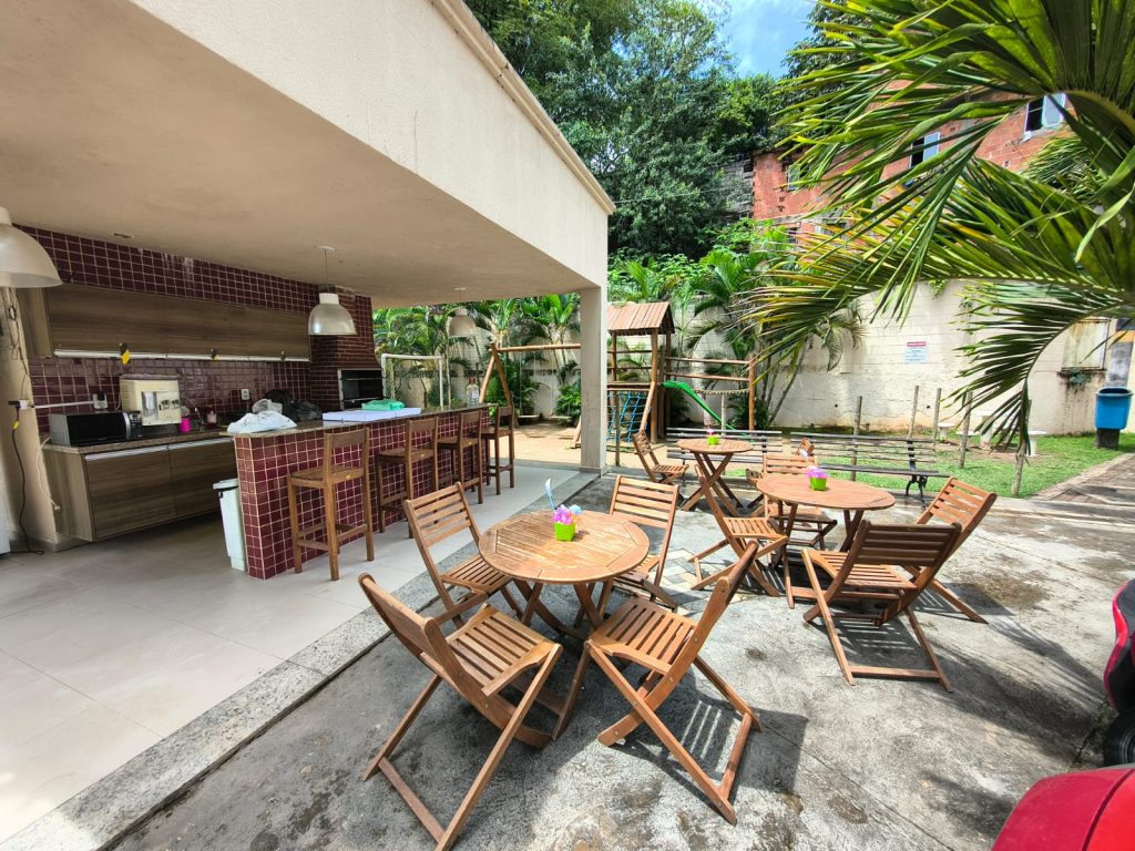 APARTAMENTO À VENDA | 2/4 COM SALA AMPLIADA | CONDOMÍNIO SPAZIO SOLAR DO PARQUE | Em Narandiba