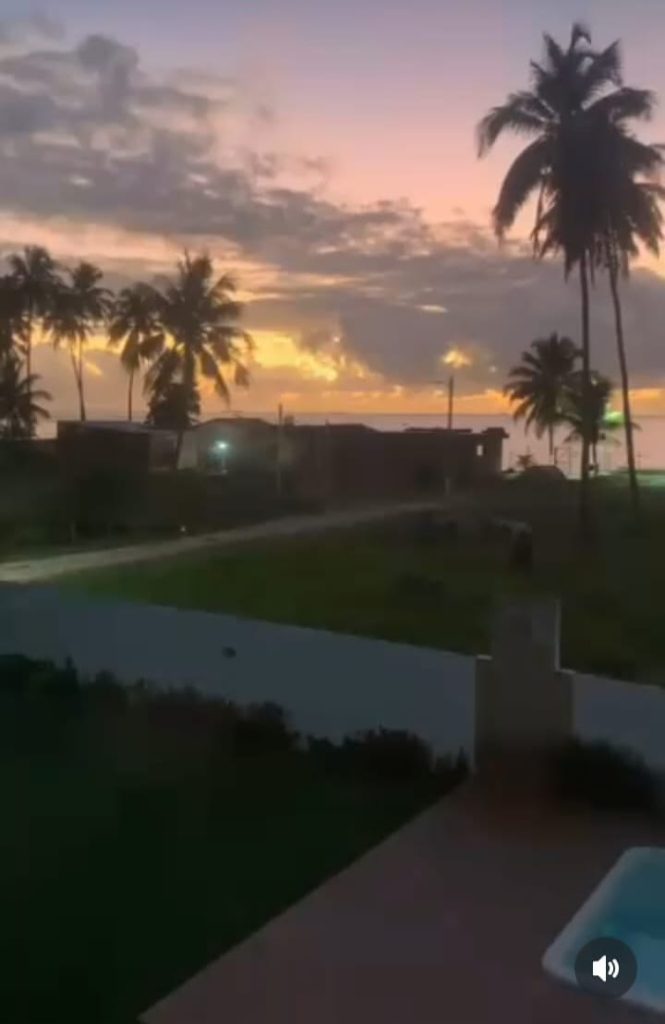 CASA 4 QTS | ALUGUEL POR TEMPORADA | BEIRA-MAR | CONDOMÍNIO ENSEADA BARRA GRANDE – Vera Cruz/BA